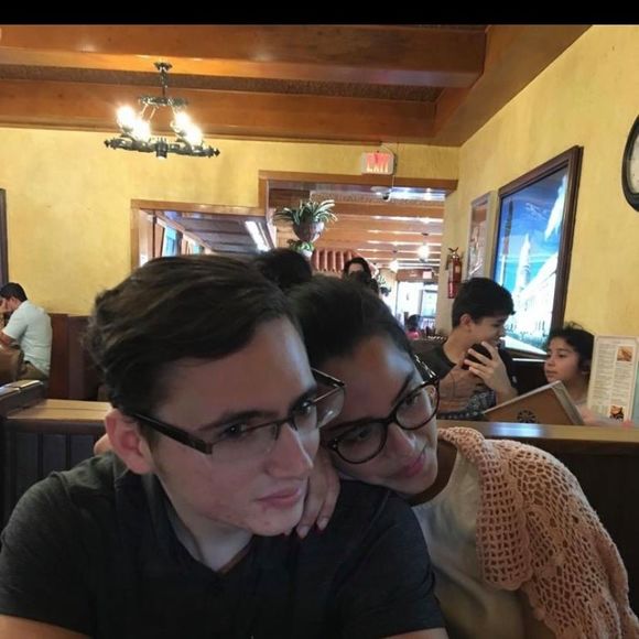 Meet your Posher, Roxana - Picture 1 of 1